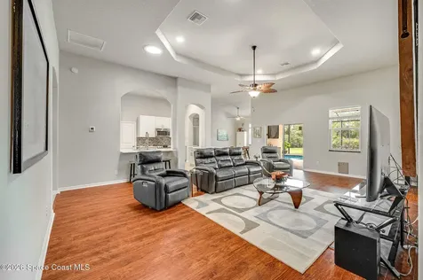 4239 Gardenwood Circle Grant FL 32949