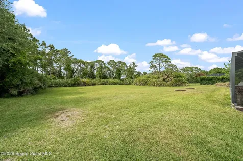 4239 Gardenwood Circle Grant FL 32949