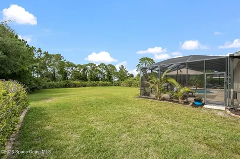 4239 Gardenwood Circle Grant FL 32949