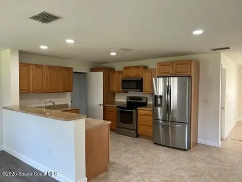 2125 Windsor Drive Merritt Island FL 32952