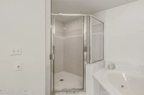 50 11th Avenue Indialantic FL 32903