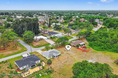 1188/1182 Ver Circle NE Palm Bay FL 32905
