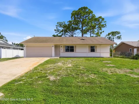 1834 Pace Drive NW Palm Bay FL 32907