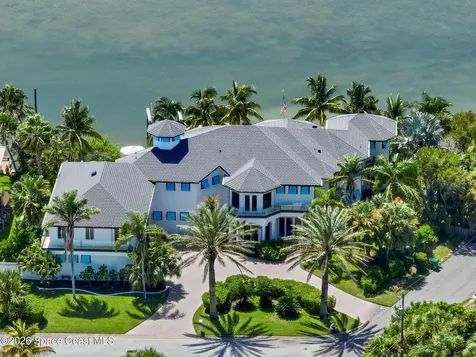 2 River Falls Drive Cocoa Beach FL 32931