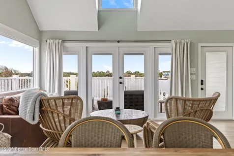 17 Vip Island Grant FL 32949