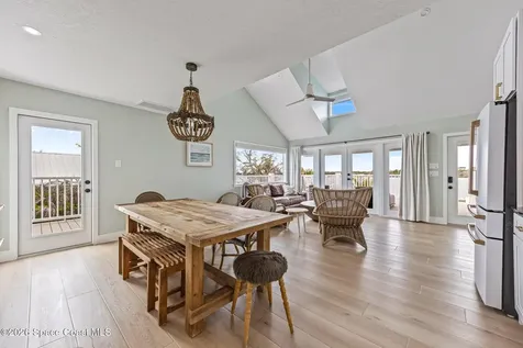 17 Vip Island Grant FL 32949