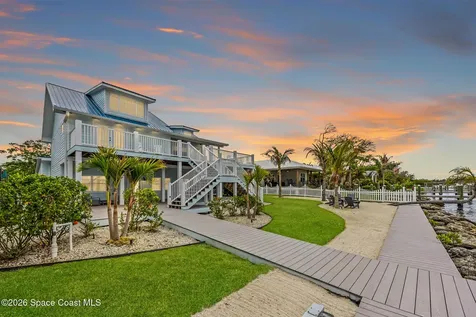 17 Vip Island Grant FL 32949