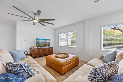 17 Vip Island Grant FL 32949