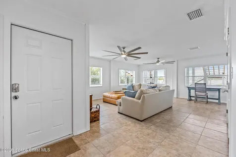 17 Vip Island Grant FL 32949