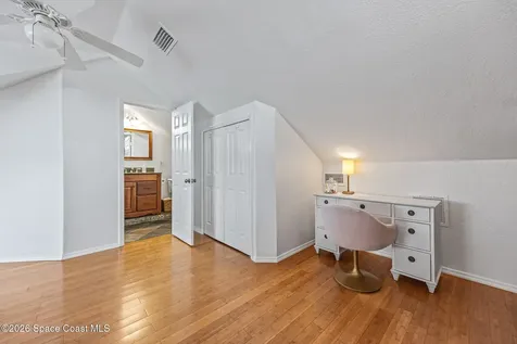 17 Vip Island Grant FL 32949
