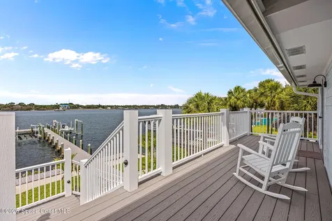 17 Vip Island Grant FL 32949