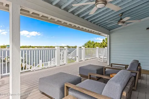17 Vip Island Grant FL 32949
