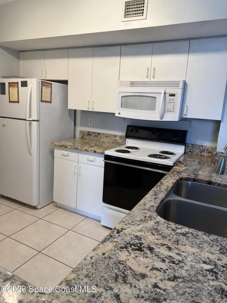 1550 S 42nd Circle Vero Beach FL 32967