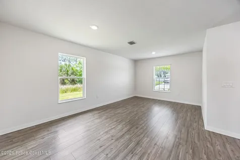 543 Lafayette Street SW Palm Bay FL 32908
