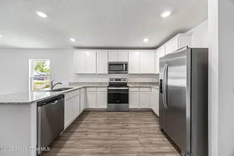 543 Lafayette Street SW Palm Bay FL 32908