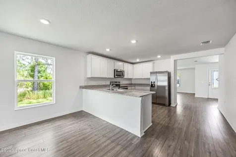 543 Lafayette Street SW Palm Bay FL 32908