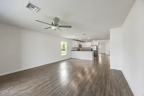 543 Lafayette Street SW Palm Bay FL 32908