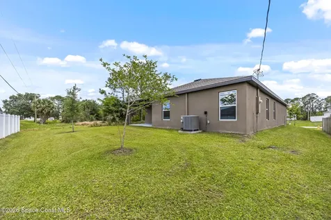 543 Lafayette Street SW Palm Bay FL 32908