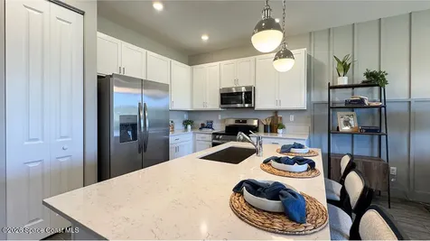 1611 Miraflores Trail NW Palm Bay FL 32907