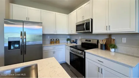 1611 Miraflores Trail NW Palm Bay FL 32907