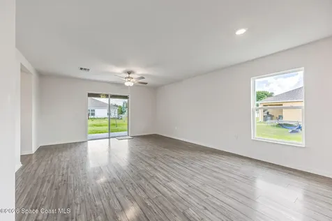 539 Hamwood Street SW Palm Bay FL 32908