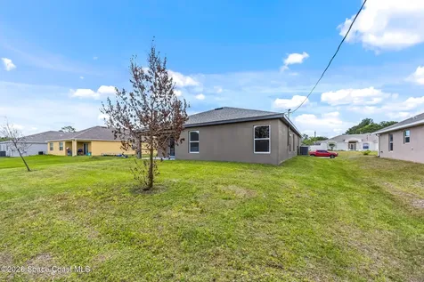 539 Hamwood Street SW Palm Bay FL 32908