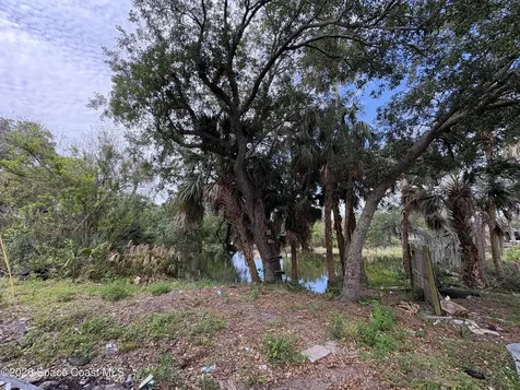 6993 Ash Court Cocoa FL 32927