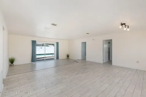 705 3rd Avenue Satellite Beach FL 32937