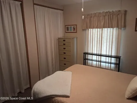 480 Egret Circle Micco FL 32976