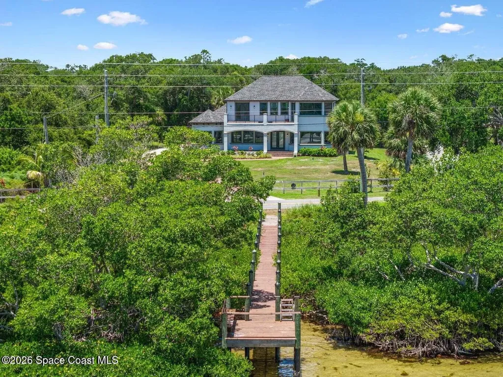 6725 S Tropical Trail Merritt Island FL 32952