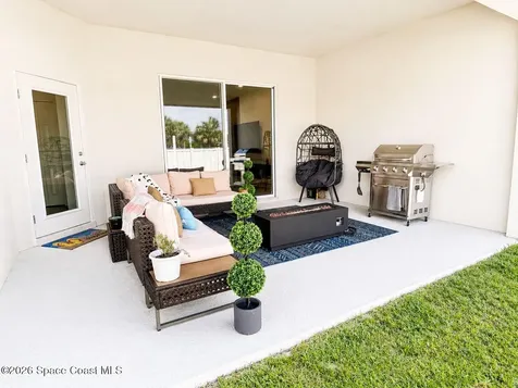6860 Cameo Drive Grant FL 32949