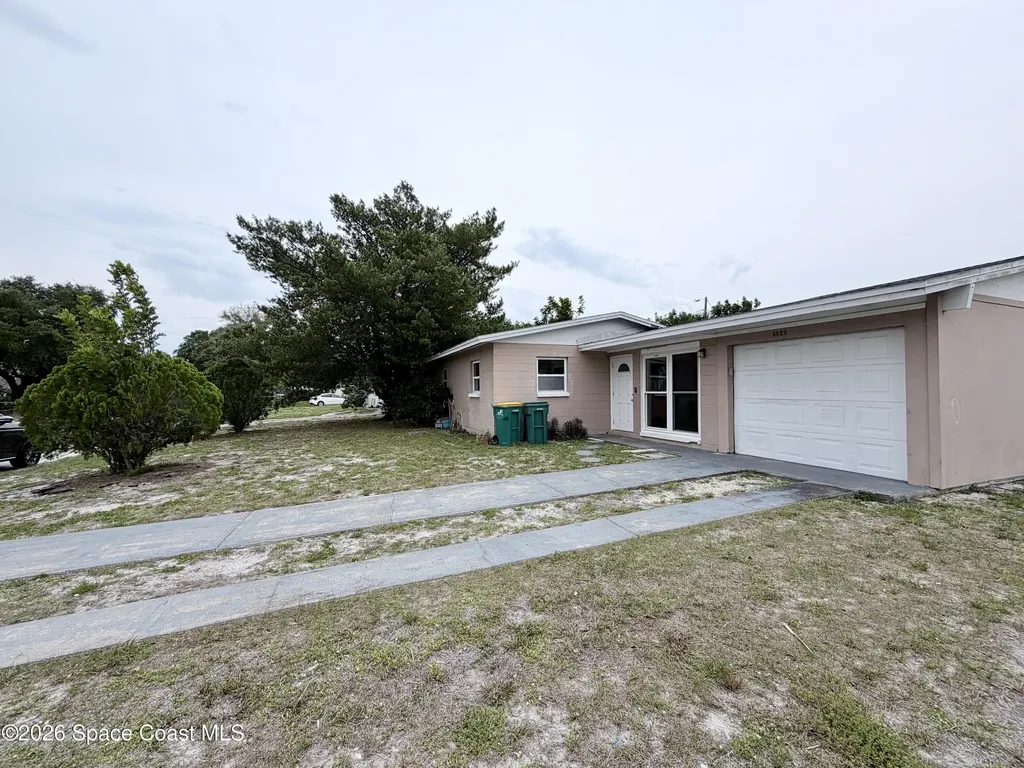 2107 Little John Road Melbourne FL 32935