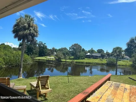 589 Hillside Court Melbourne FL 32935