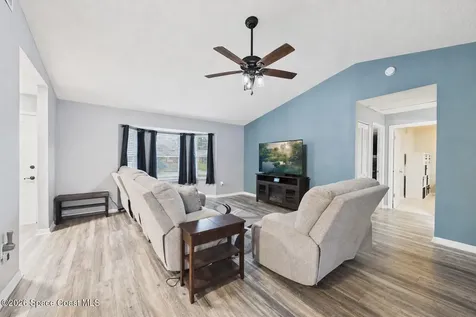 551 Koutnik Road SE Palm Bay FL 32909