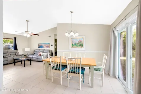 587 Tasco Avenue SW Palm Bay FL 32908