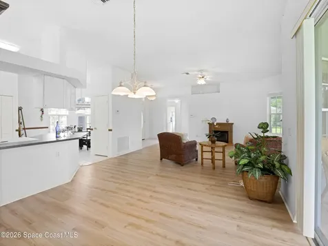 107 Larchmont Terrace W Sebastian FL 32958