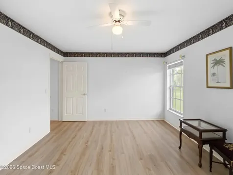 107 Larchmont Terrace W Sebastian FL 32958