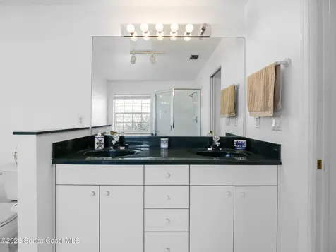 107 Larchmont Terrace W Sebastian FL 32958
