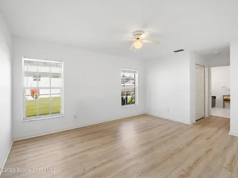 107 Larchmont Terrace W Sebastian FL 32958