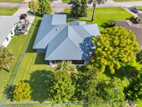 107 Larchmont Terrace W Sebastian FL 32958