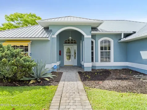 107 Larchmont Terrace W Sebastian FL 32958
