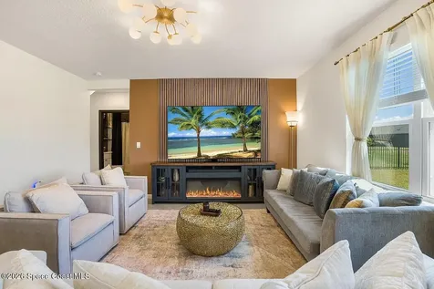 1046 Dugan Circle SE Palm Bay FL 32909