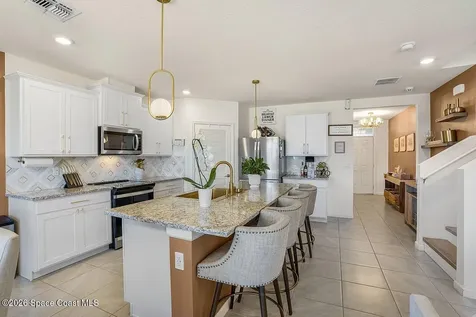 1046 Dugan Circle SE Palm Bay FL 32909