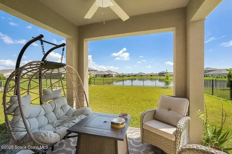 1046 Dugan Circle SE Palm Bay FL 32909