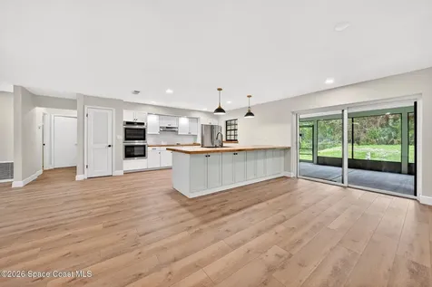 2200 Retreat Road Geneva FL 32732