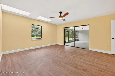 2200 Retreat Road Geneva FL 32732