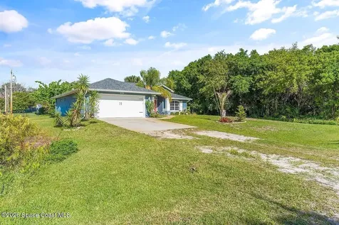 8755 91st Avenue Vero Beach FL 32967