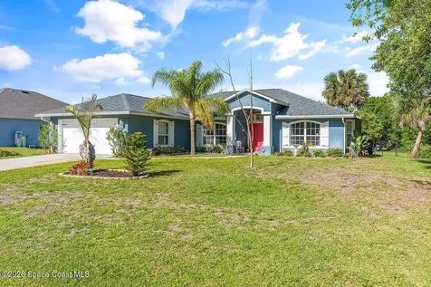 8755 91st Avenue Vero Beach FL 32967