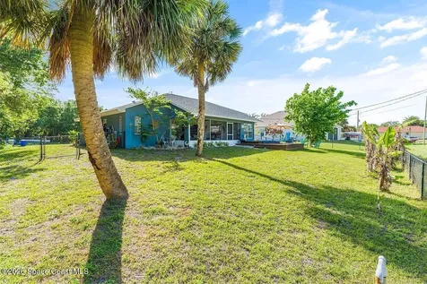 8755 91st Avenue Vero Beach FL 32967