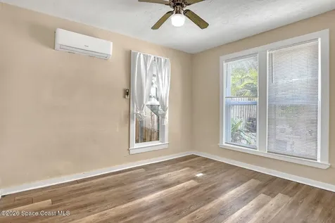 658 Young Street Melbourne FL 32935